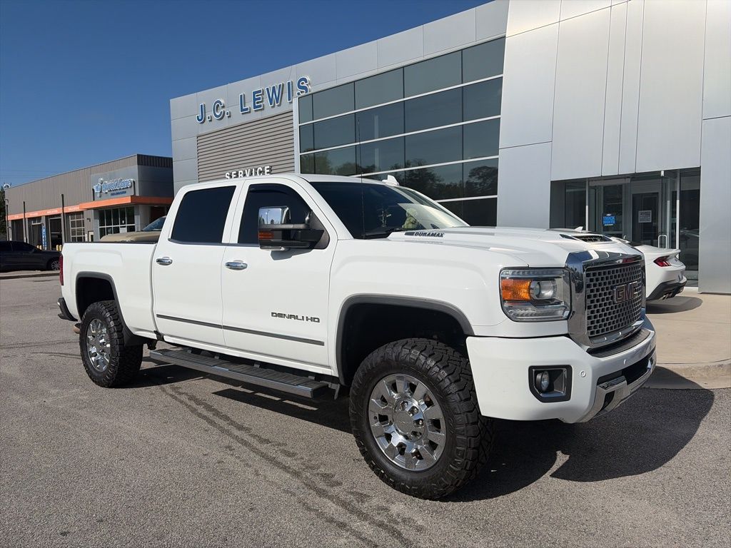 2017 GMC Sierra 2500HD Denali