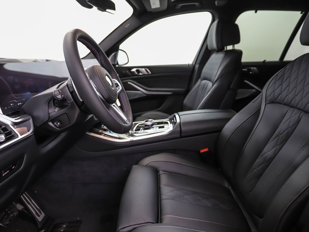 Thumbnail: 2026 BMW X5 - 11