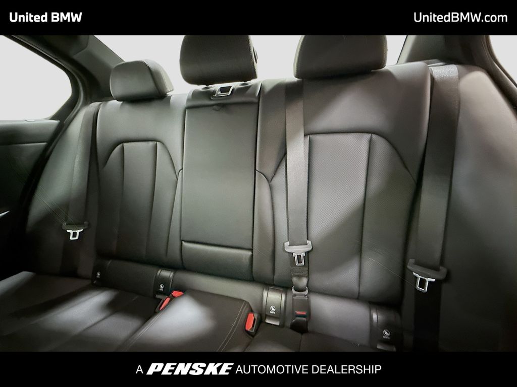 Thumbnail: 2023 BMW 3 Series - 13