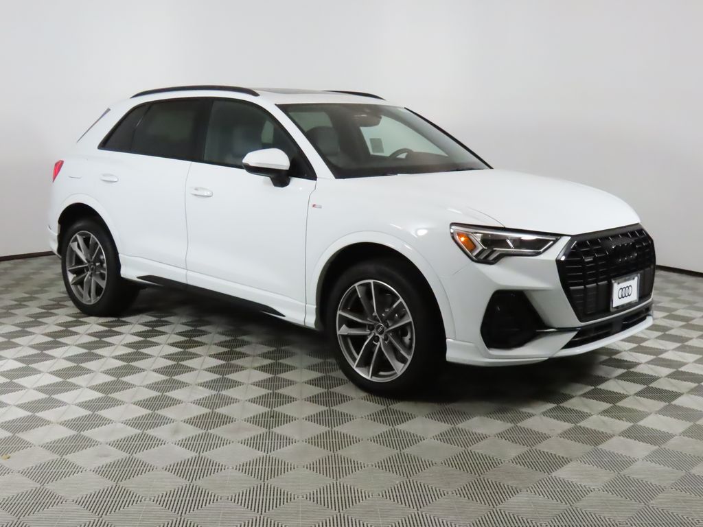 Thumbnail: 2025 Audi Q3 - 7