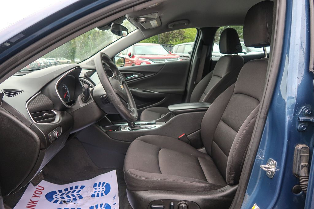 2024 Chevrolet Malibu FWD 1LT