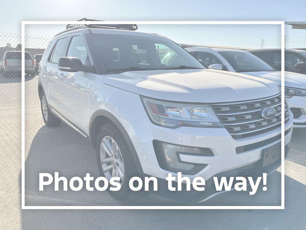 White Platinum Metallic Tri-Coat 2016 Ford Explorer SUV / Crossover Front-Wheel Drive 6-Speed Automatic