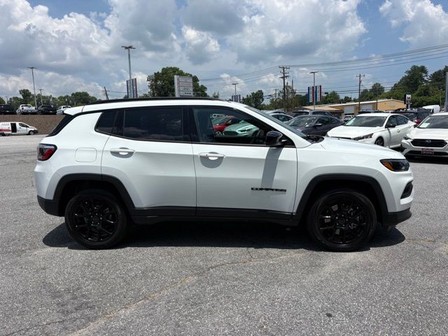 2026 Jeep Compass Latitude Altitude - Photo 3