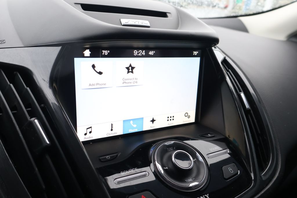 Thumbnail: 2016 Ford Escape - 22