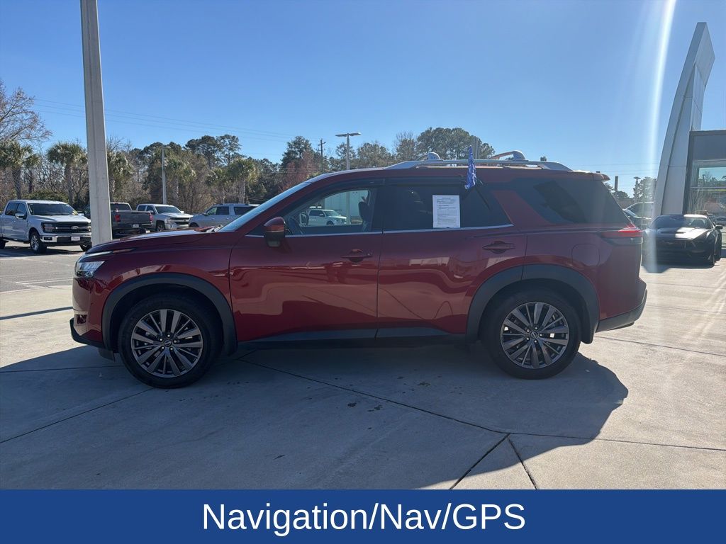 2022 Nissan Pathfinder SL 2WD