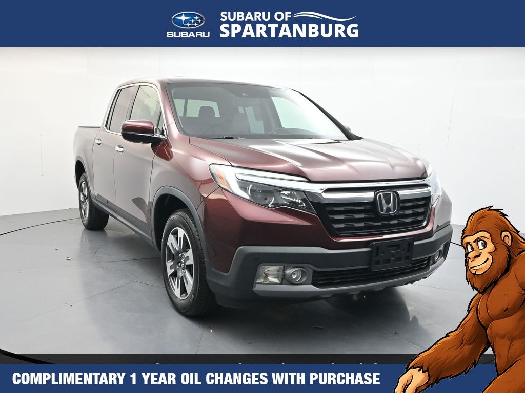 Red (Deep Scarlet Pearl) 2017 Honda Ridgeline Pickup Truck All-Wheel Drive 6-Speed Automatic