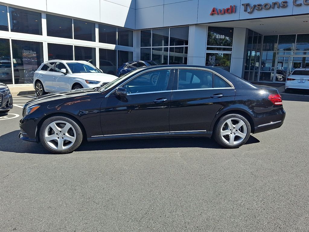 Thumbnail: 2014 Mercedes-Benz E-Class - 7