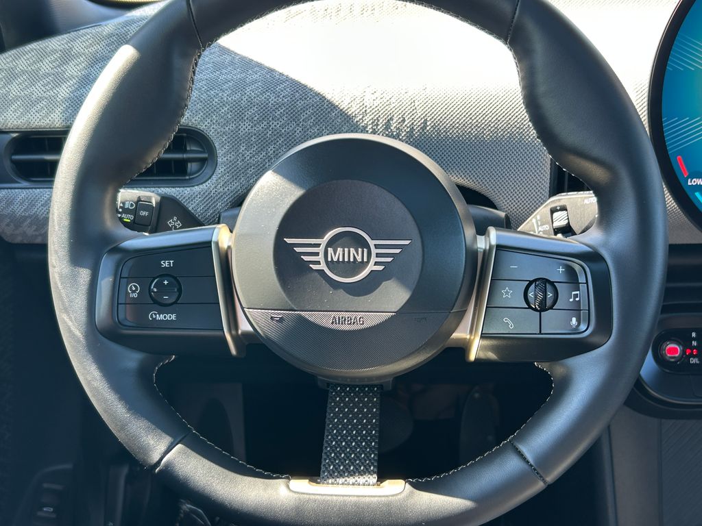 Thumbnail: 2025 MINI Cooper - 18