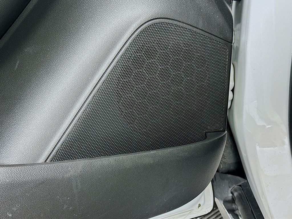 Thumbnail: 2020 Chevrolet Trax - 18