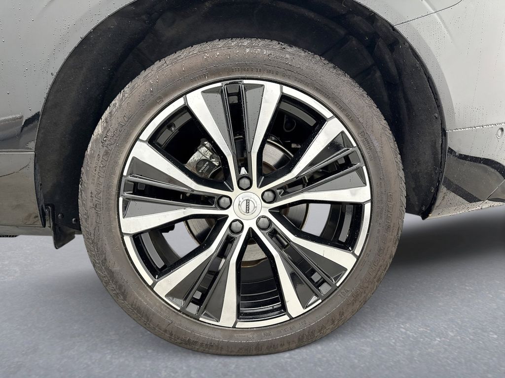 Thumbnail: 2023 Volvo XC60 - 27