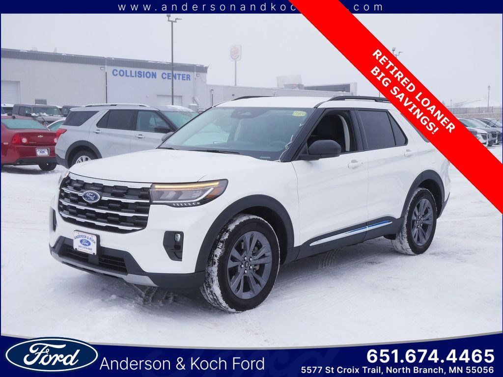 2025 Ford Explorer Active AWD
