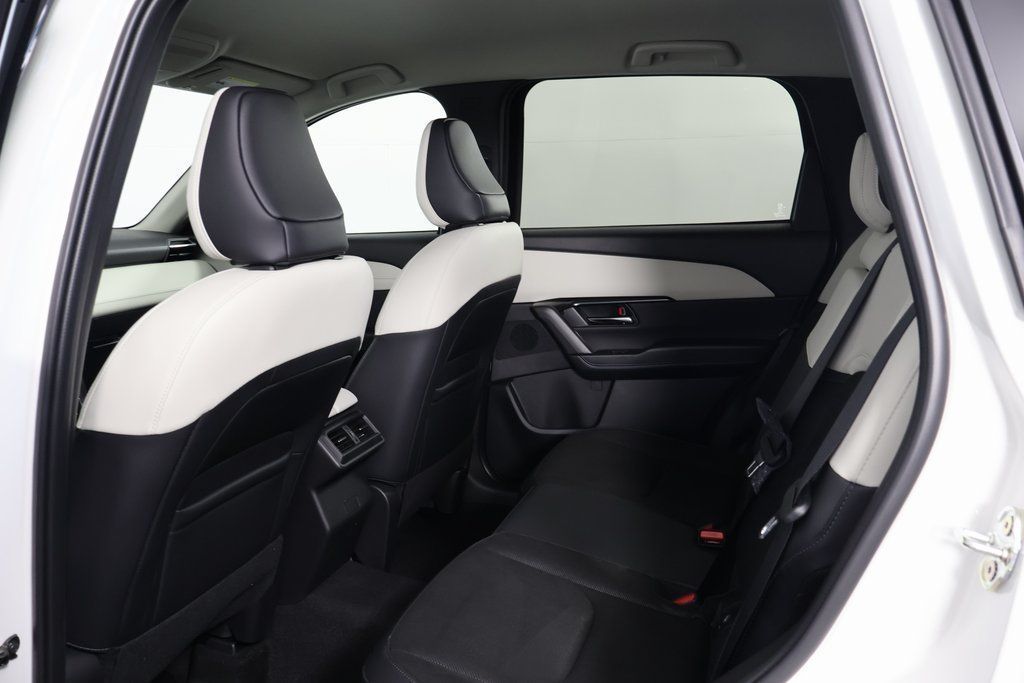 Thumbnail: 2026 Mazda CX-5 - 6