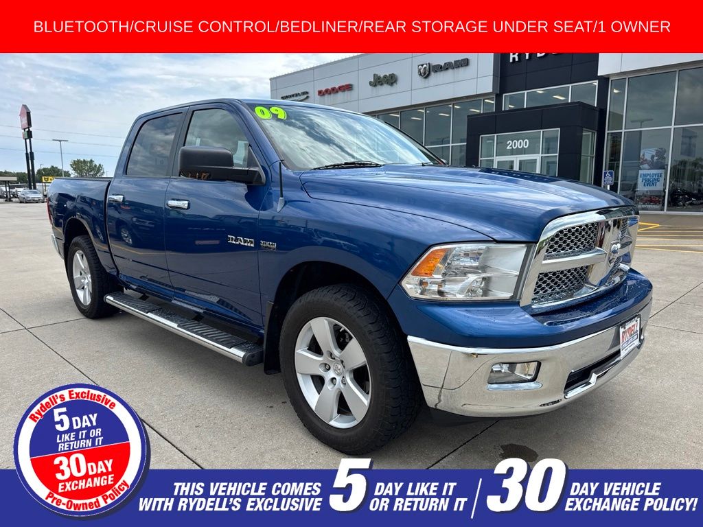 Deep Water Blue PC/Light Graystone PC 2009 Dodge RAM 1500 Pickup Truck Four-Wheel Drive 5-Speed Automatic