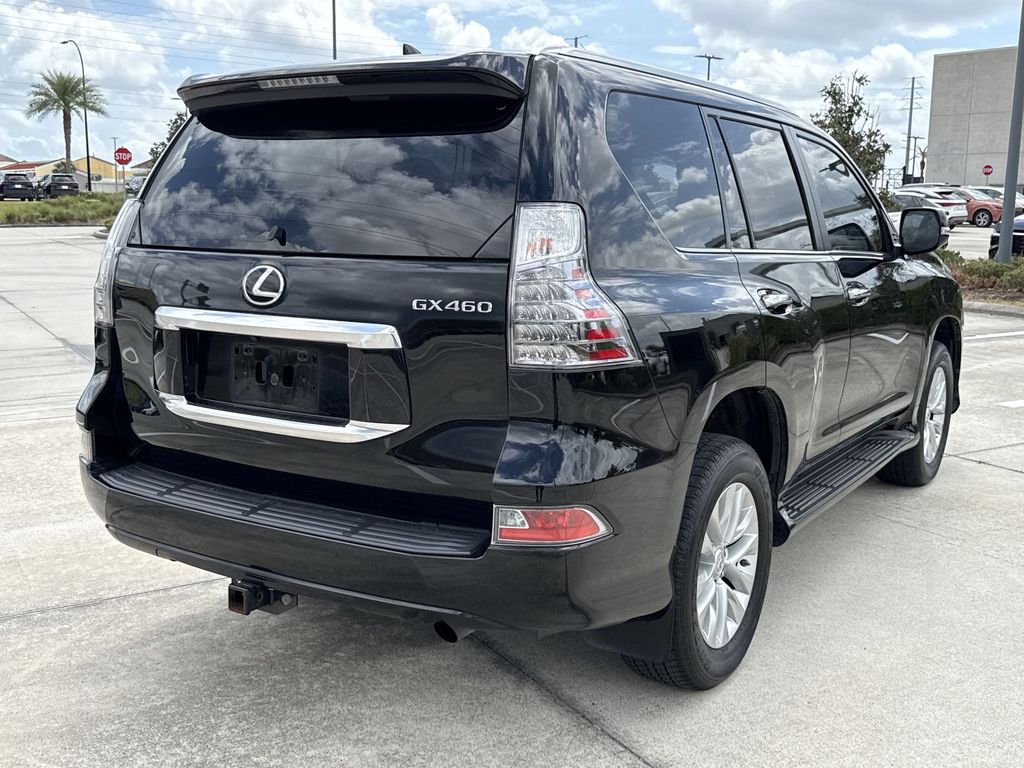 Thumbnail: 2021 Lexus GX - 11
