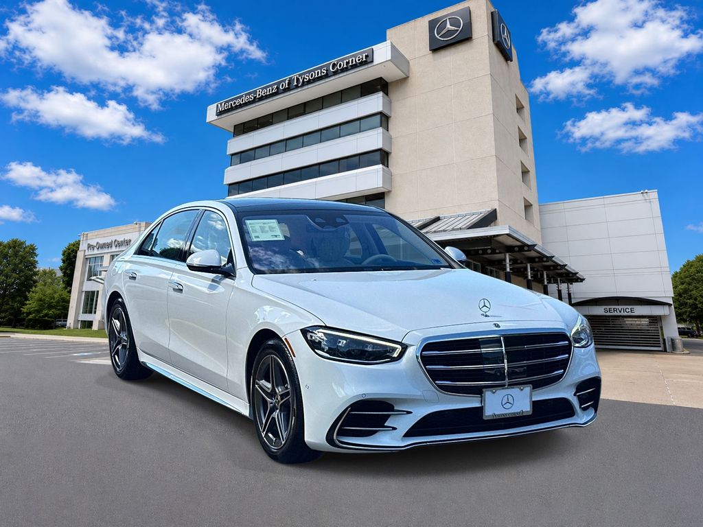 Thumbnail: 2024 Mercedes-Benz S-Class - 3