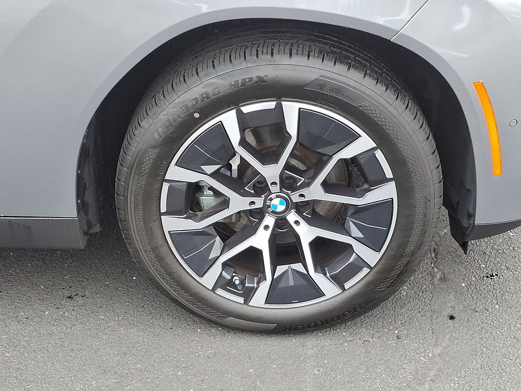 2025 BMW X3 3.0i 8