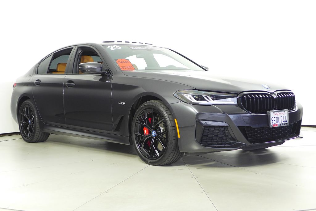 Thumbnail: 2023 BMW 5 Series - 4
