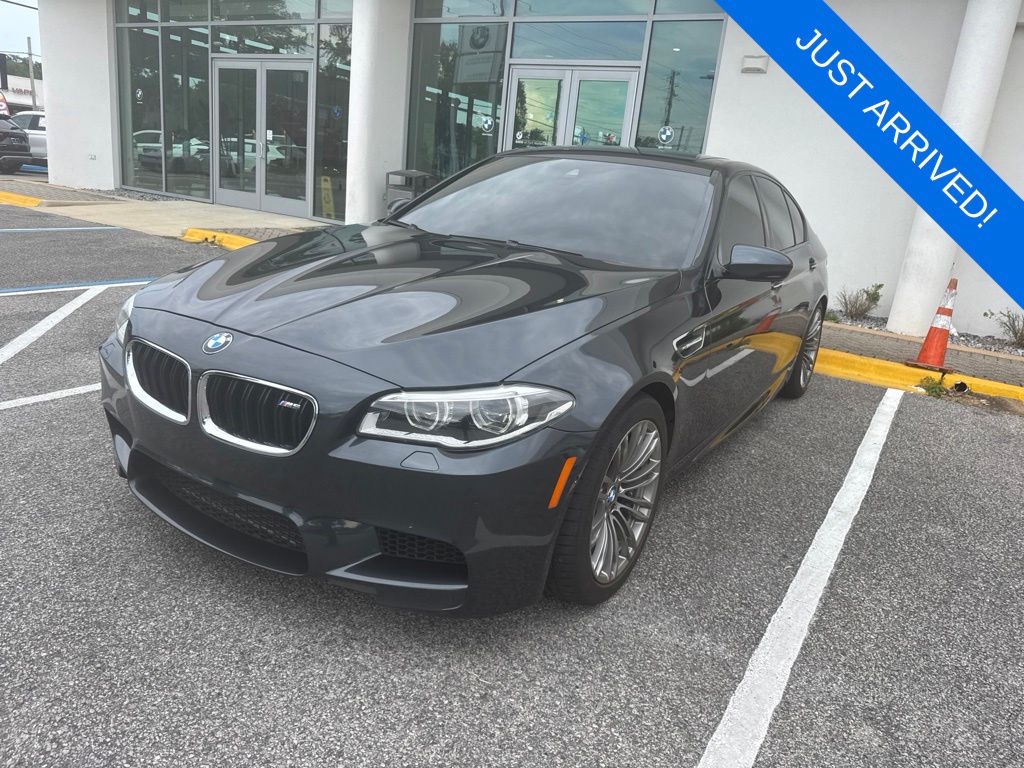 Gray 2014 BMW M5 RWD Sedan Rear-Wheel Drive 7-Speed Automatic