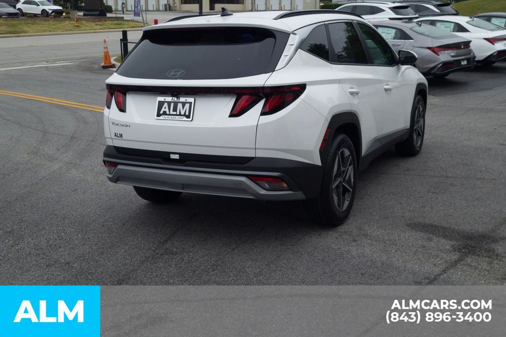 2025 Hyundai Tucson SEL photo 3