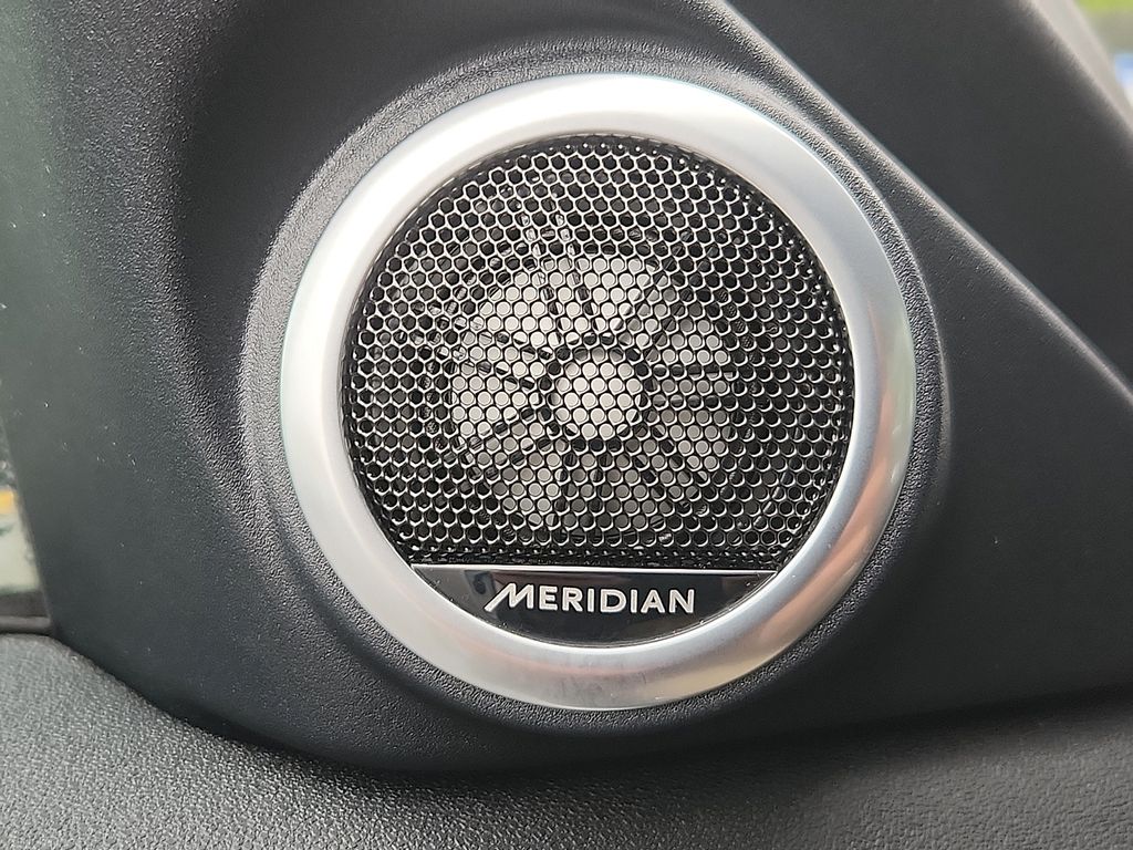 Thumbnail: 2024 Land Rover Range Rover Evoque - 25