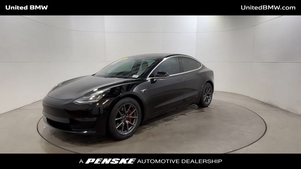 Thumbnail: 2020 Tesla Model 3 - 4