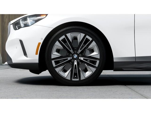 Thumbnail: 2026 BMW 5 Series - 7