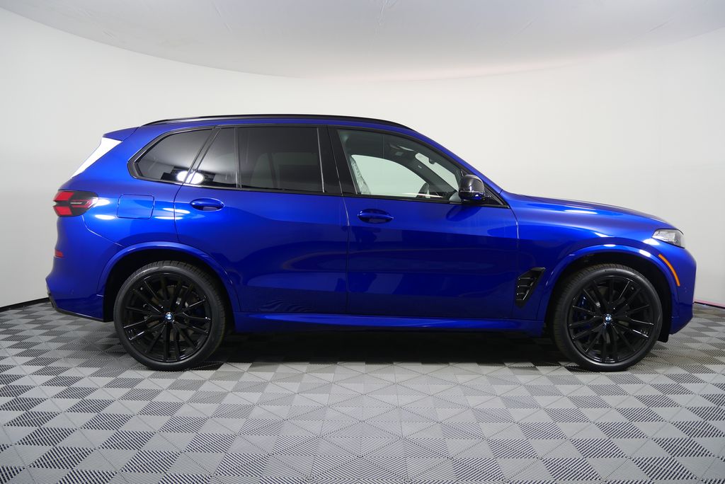 2026 BMW X5 M60i 2