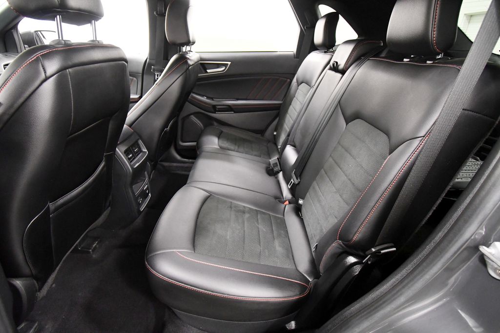 Used 2021 Ford Edge SUV