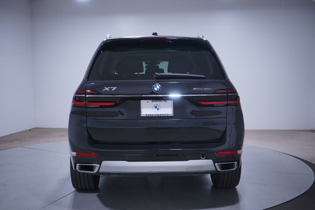 Thumbnail: 2025 BMW X7 - 5