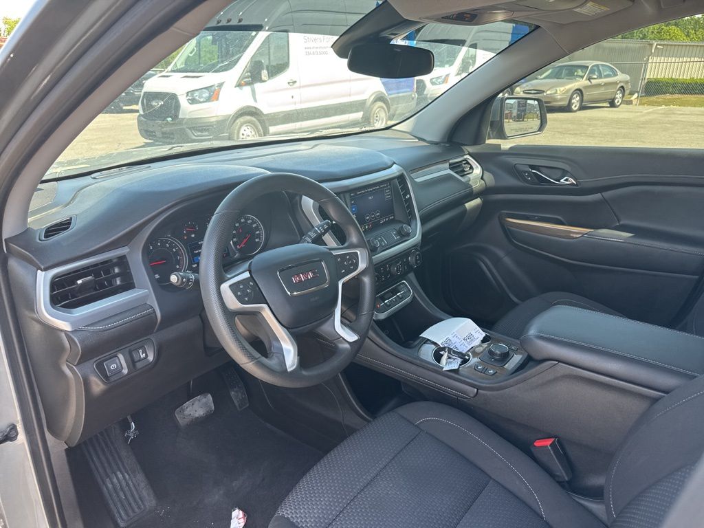 2023 Sterling Metallic GMC Acadia SLE FWD SUV