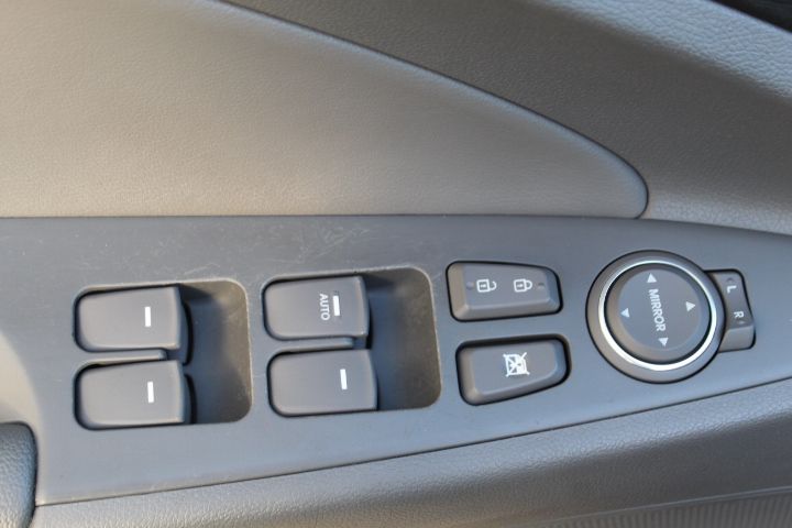 Used Car 2013 Hyundai Sonata  Se For Sale Under $10,000 In Georgetown, Texas