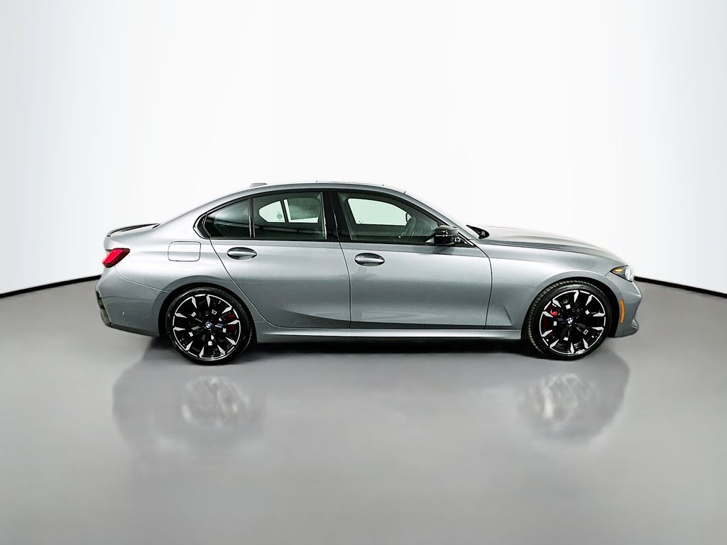 Thumbnail: 2026 BMW 3 Series - 4