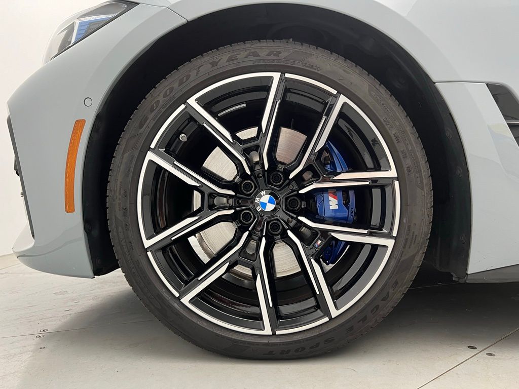 Thumbnail: 2025 BMW 4 Series - 23