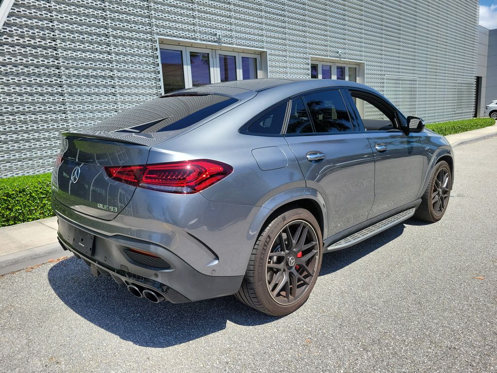 Used 2021  Mercedes-Benz GLE 53 AMG® image 4