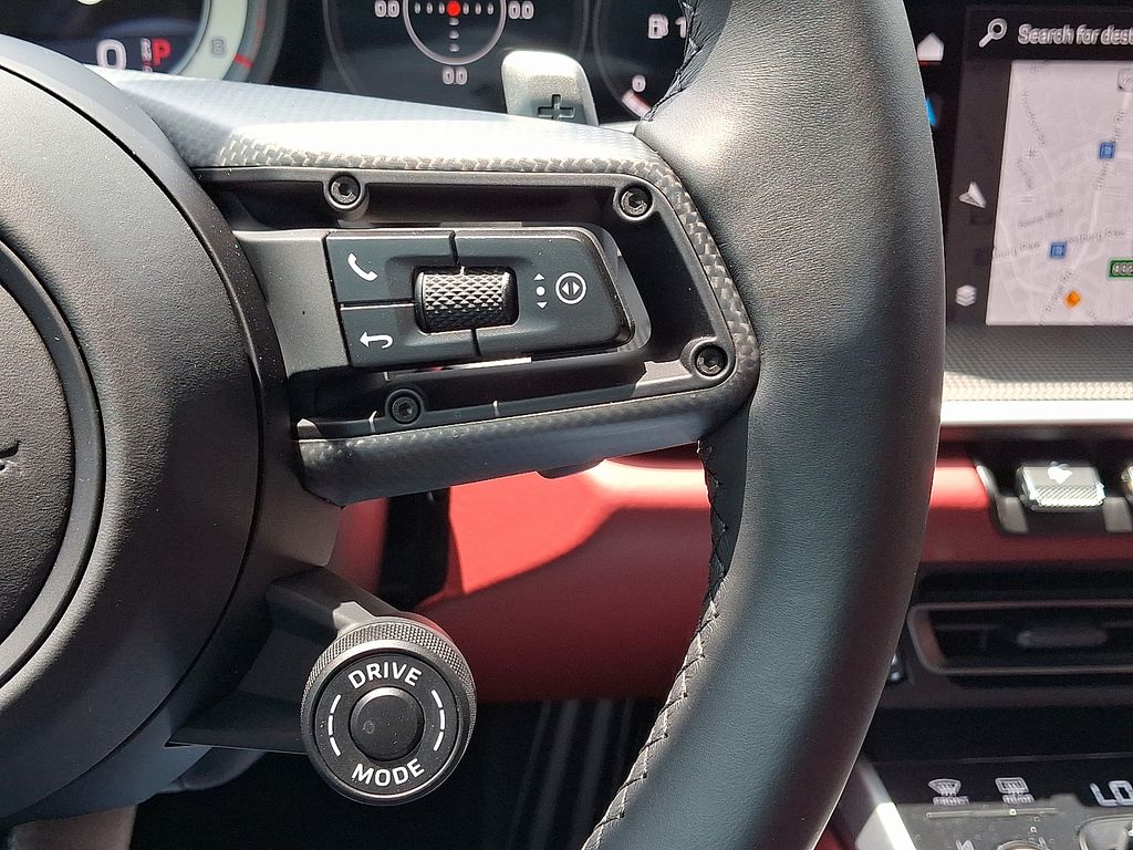 2025 Porsche 911 Turbo S 23