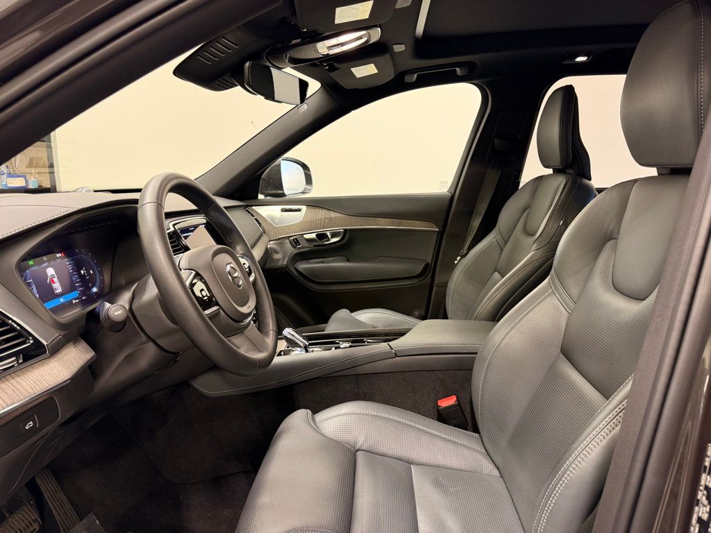 Thumbnail: 2023 Volvo XC90 - 12