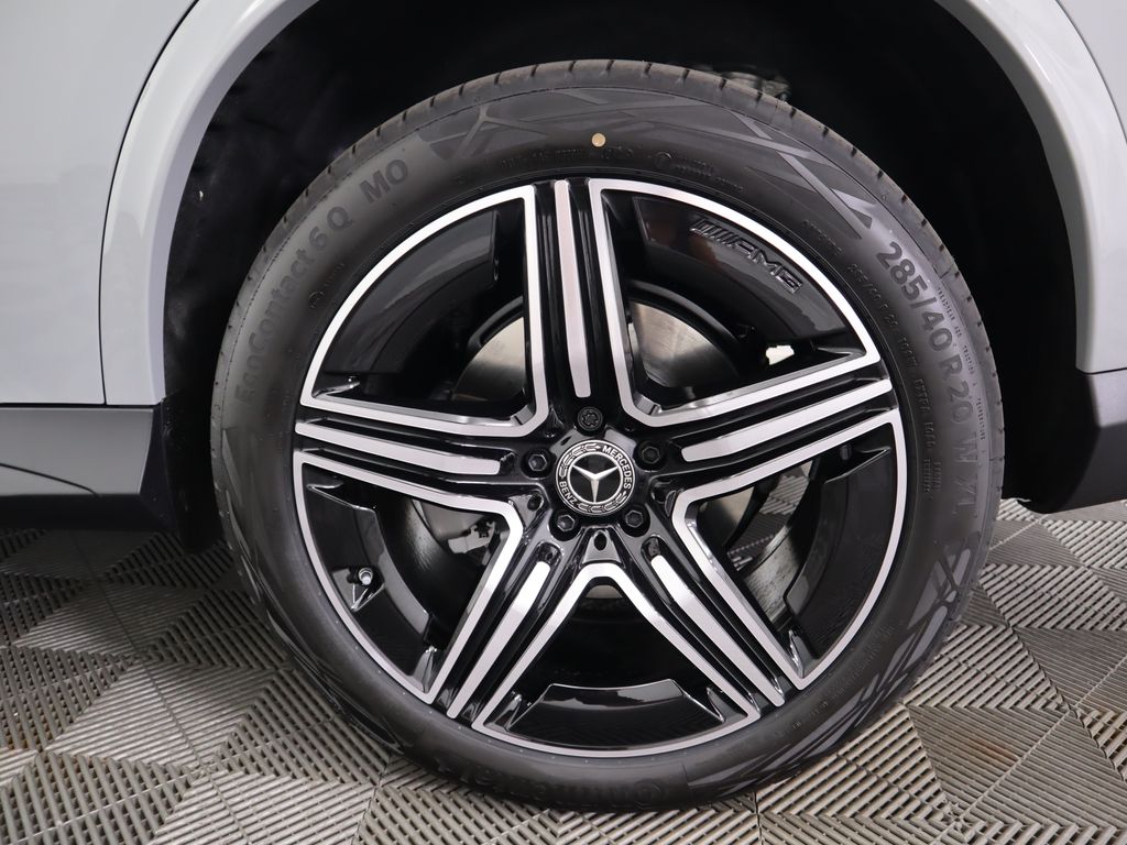 2025 Mercedes-Benz GLC 300 32