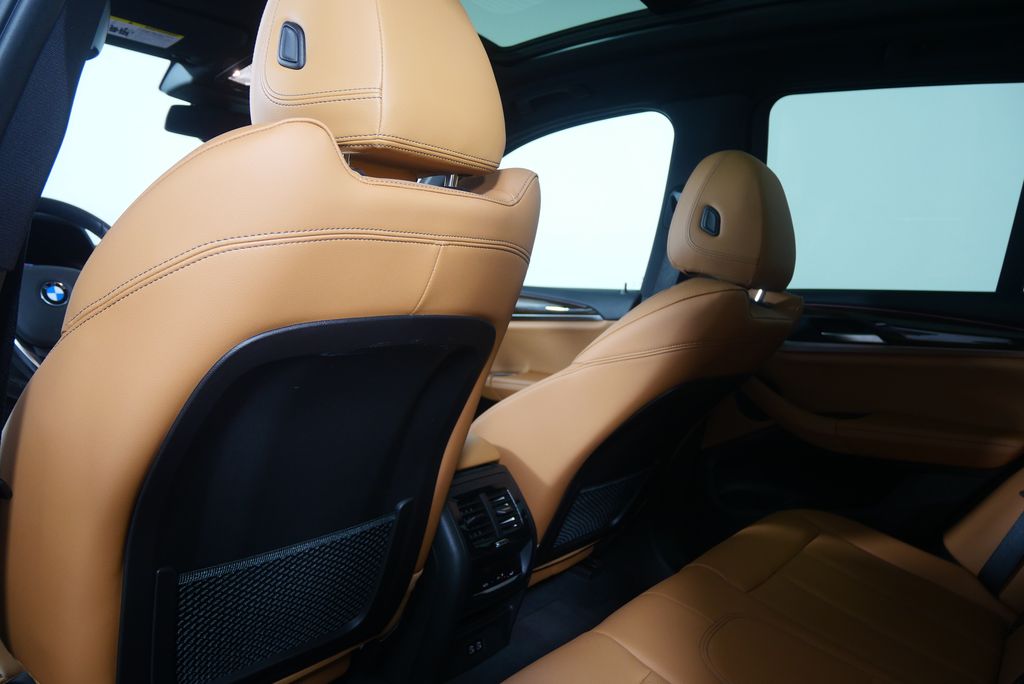 Thumbnail: 2023 BMW X3 - 16