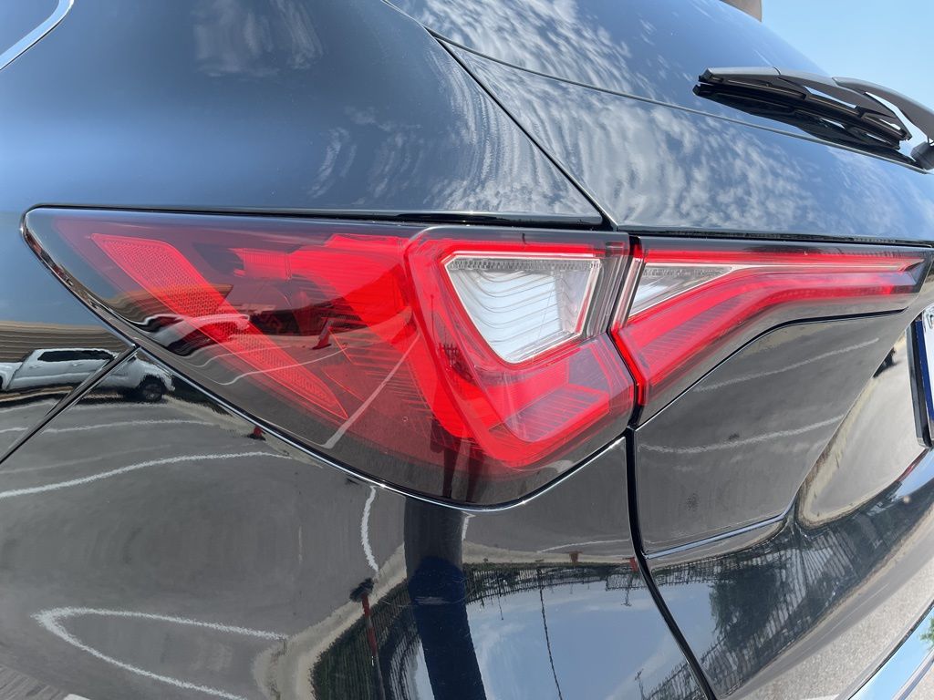 Thumbnail: 2023 Acura MDX - 7
