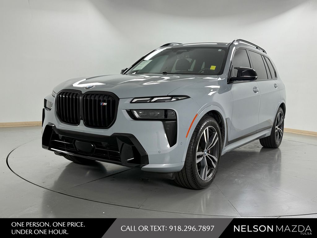 2024 BMW X7 M60i