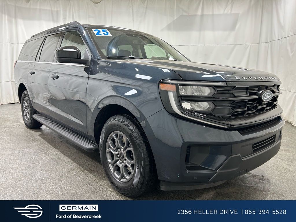 2025 Ford Expedition MAX Active 4WD