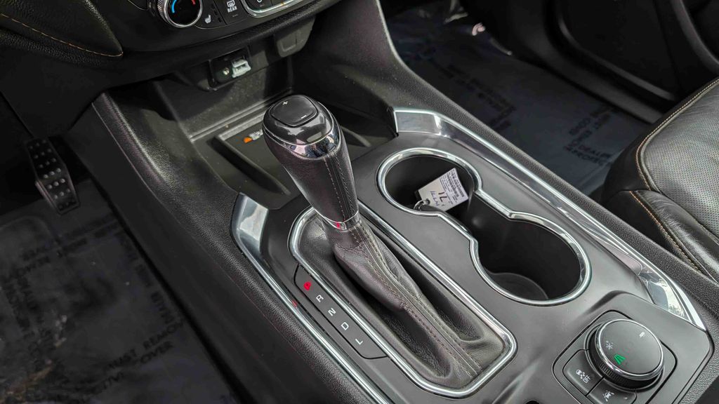 Used 2020 Chevrolet Traverse Premier 4D Sport Utility