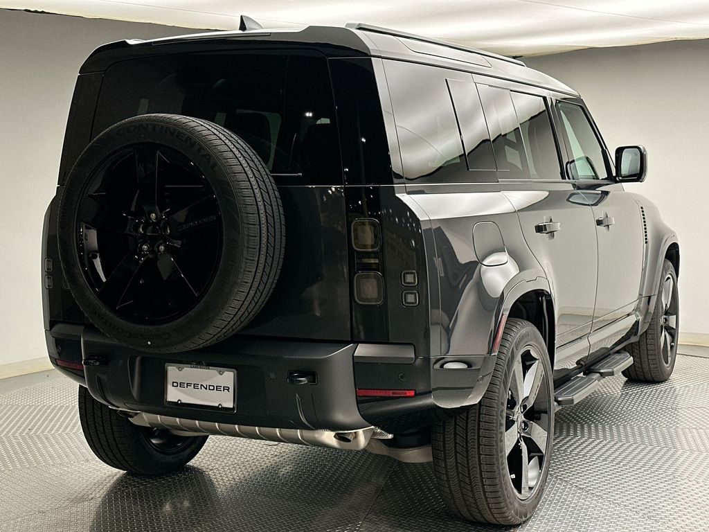 Thumbnail: 2026 Land Rover Defender - 3