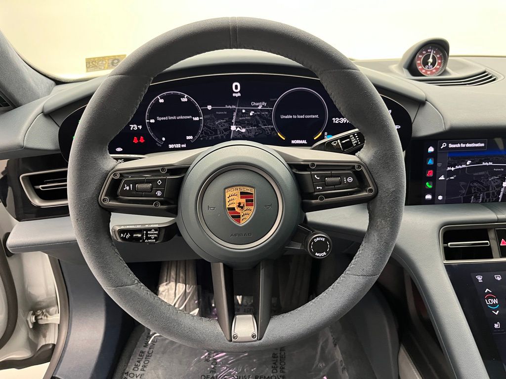 Thumbnail: 2022 Porsche Taycan - 12