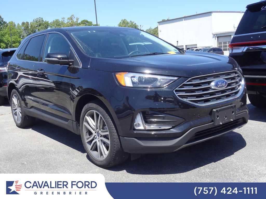 2022 Ford Edge Titanium AWD's photo