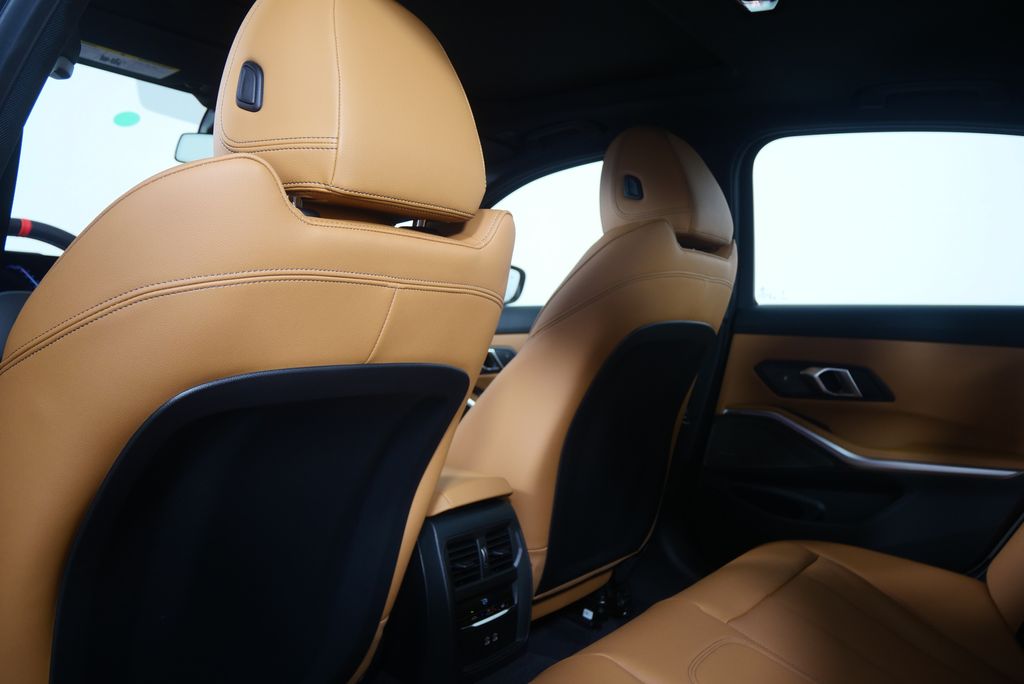 Thumbnail: 2026 BMW 3 Series - 17