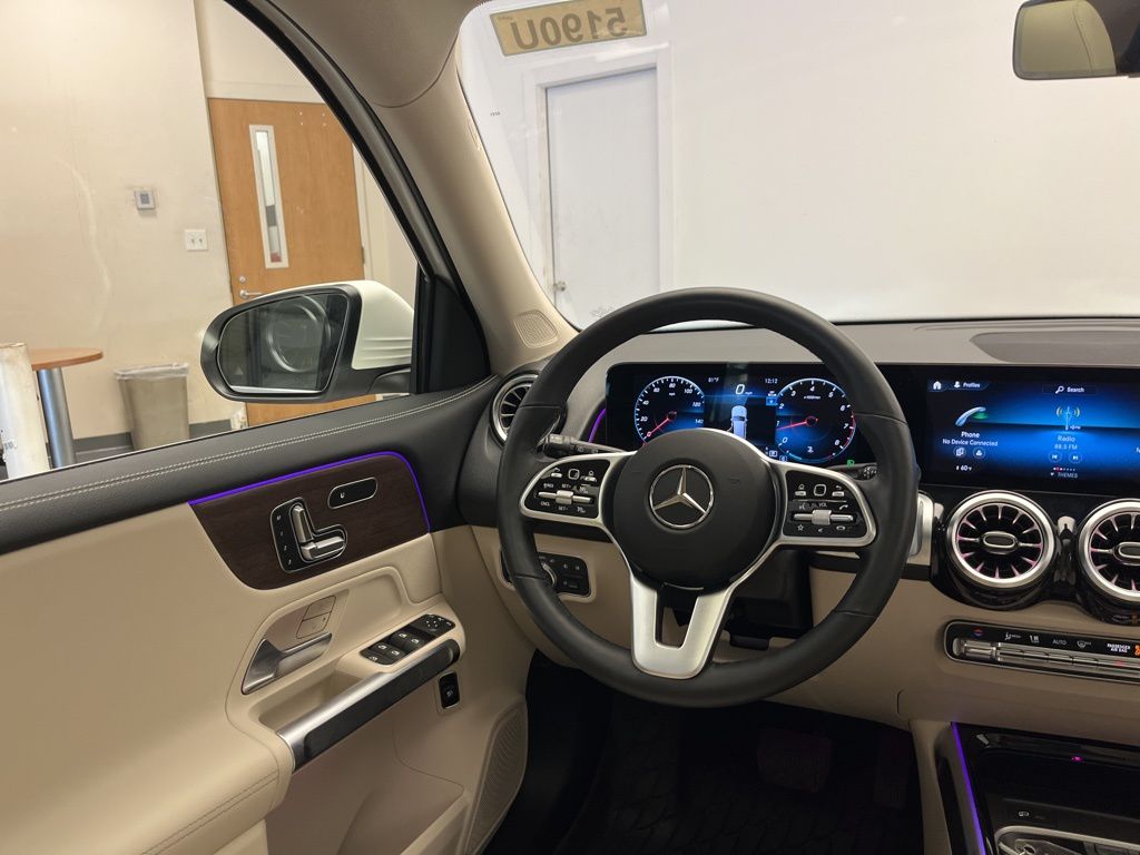 Thumbnail: 2023 Mercedes-Benz GLB - 27