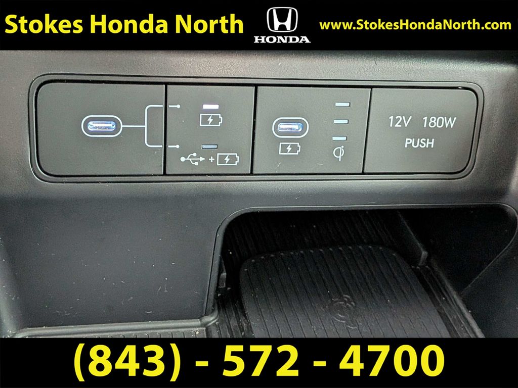 Used 2025 Hyundai Santa Cruz Truck
