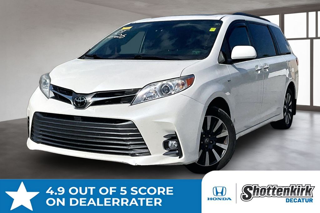 2020 Toyota Sienna XLE Premium V6 AWD 7-Passenger's photo