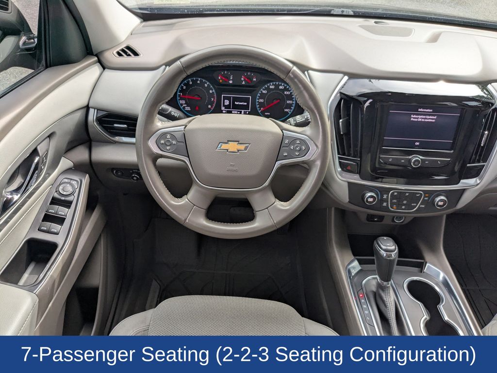 2020 Chevrolet Traverse FWD LT Cloth